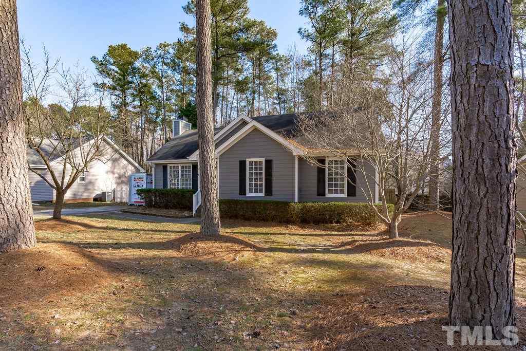 3516 Castlegate Drive Raleigh, NC 27616 - Photo 3 of 21