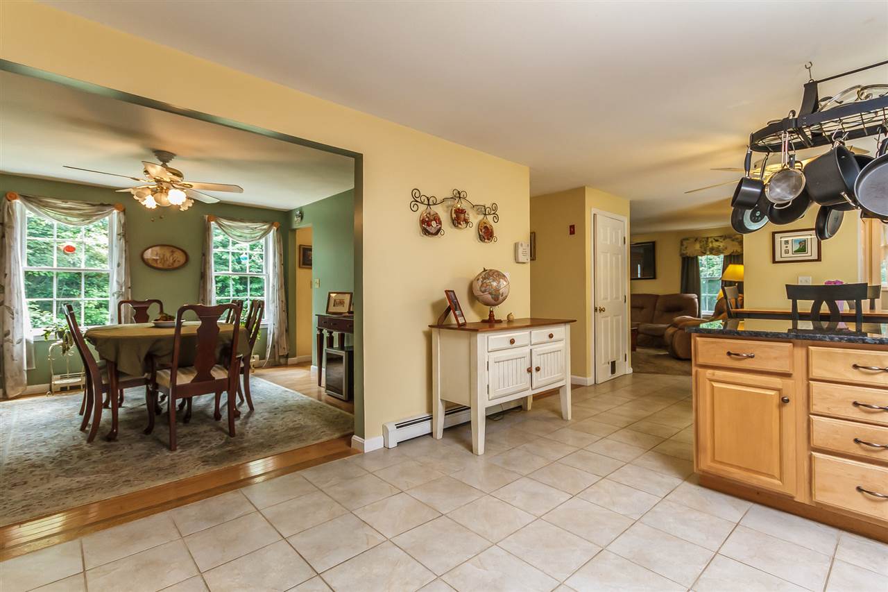 615 Bedford Road New Boston, NH 03070 - Photo 13 of 40