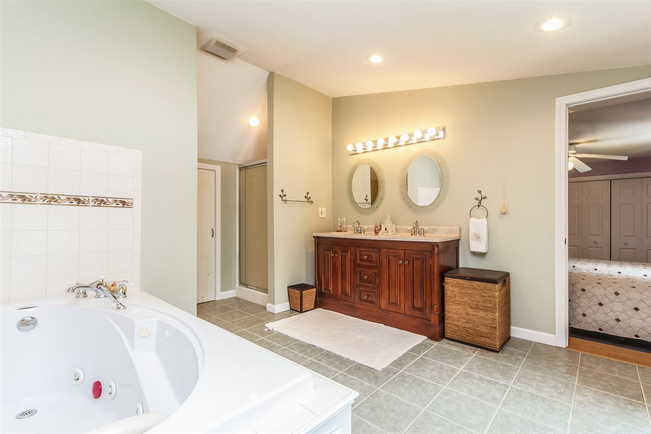 615 Bedford Road New Boston, NH 03070 - Photo 27 of 40