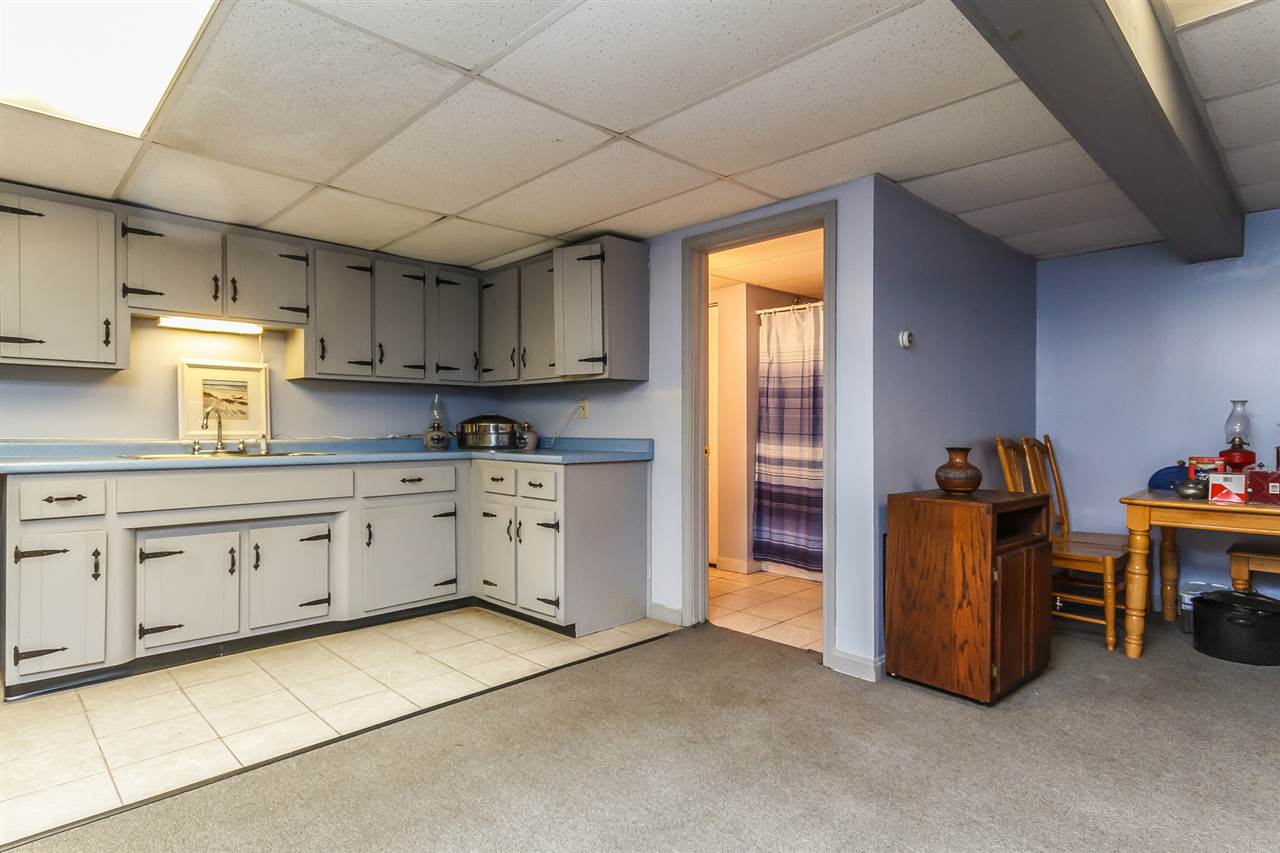 615 Bedford Road New Boston, NH 03070 - Photo 31 of 40