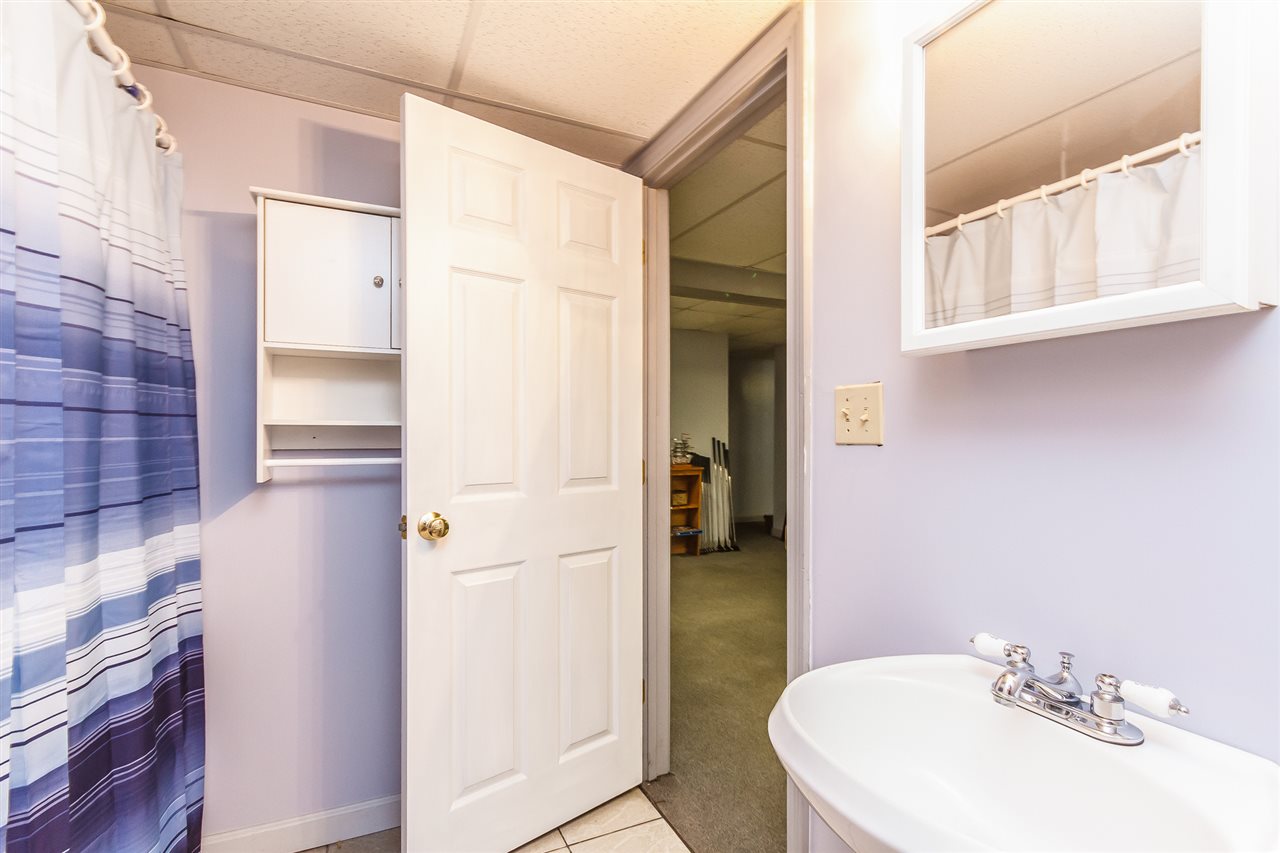 615 Bedford Road New Boston, NH 03070 - Photo 32 of 40