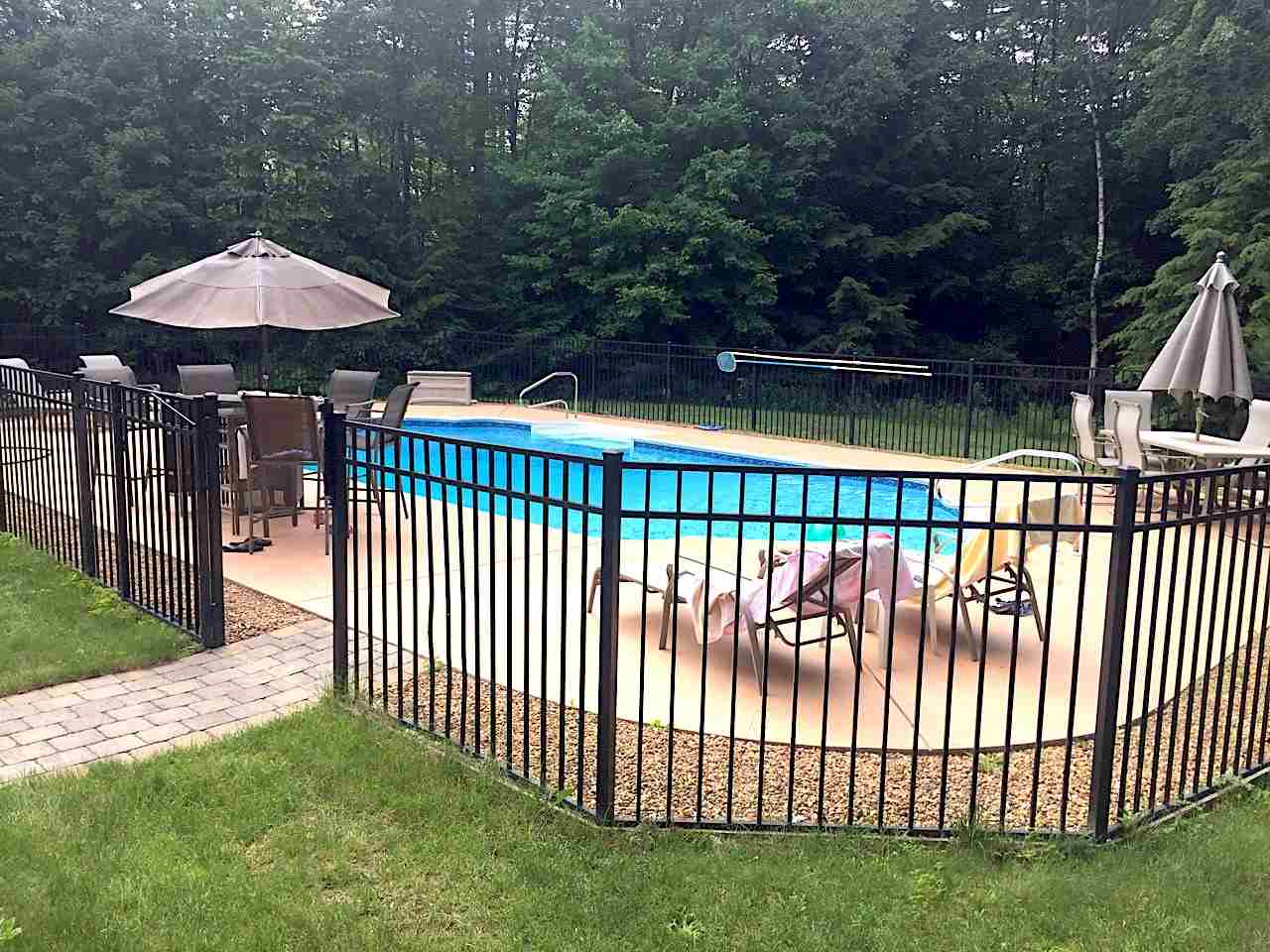 615 Bedford Road New Boston, NH 03070 - Photo 36 of 40