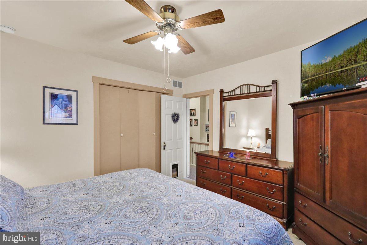 375 Sunset Road Reading, PA 19611 - Photo 10 of 23 a bedroom with a bed and a dresser