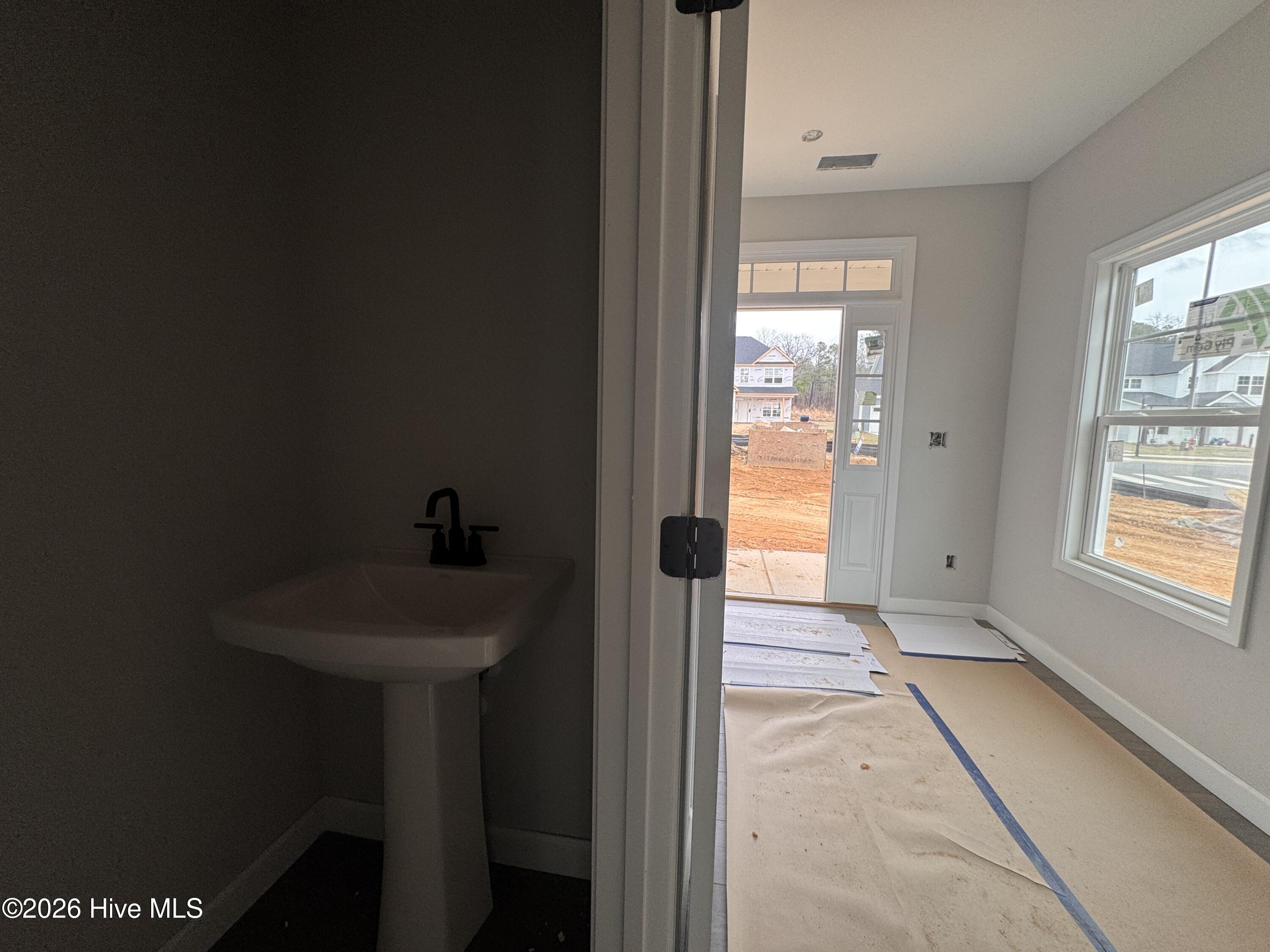 258 Rough Ridge Trail, Unit 72 Aberdeen, NC 28315 - Photo 7 of 46 IMG_5415