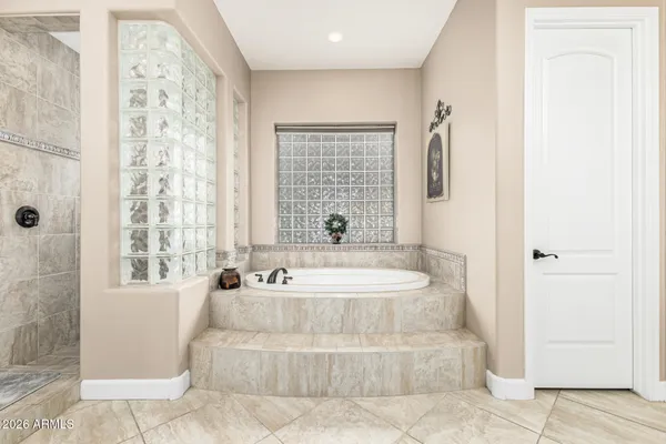 $1,285,000 | 5025 South Mingus Place, Chandler, AZ 85249