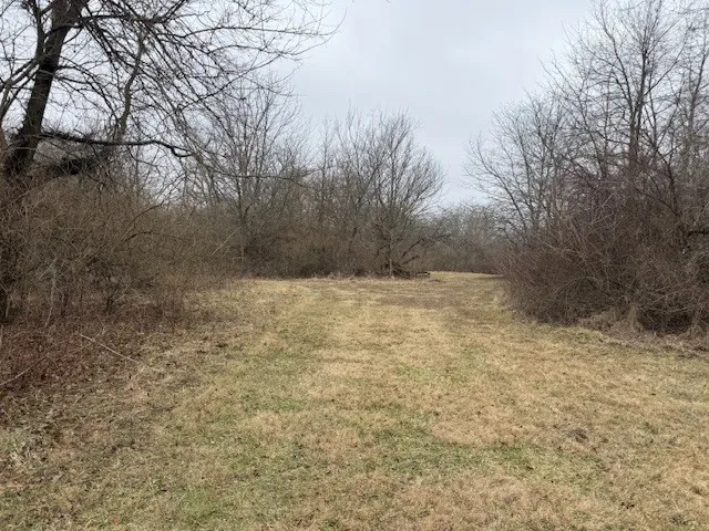 $825,000 | 2-3 And 4 Burr Oaks Lane, Bloomington, IL 61705