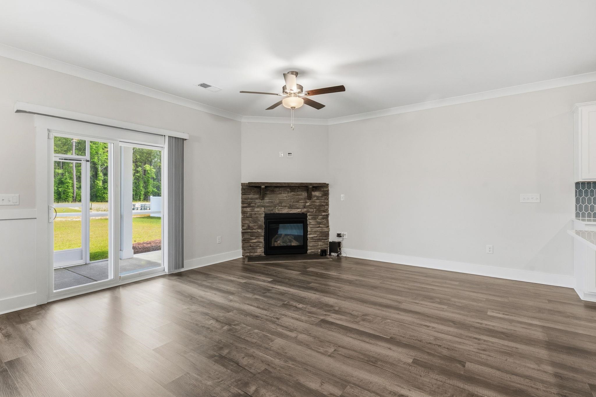 369 Palmetto Sand Loop Conway, SC 29527 - Photo 5 of 40