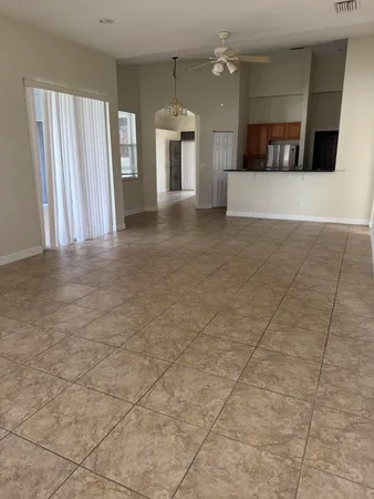 $2,800 | 787 Southeast Evergreen Terrace, Port St. Lucie, FL 34983