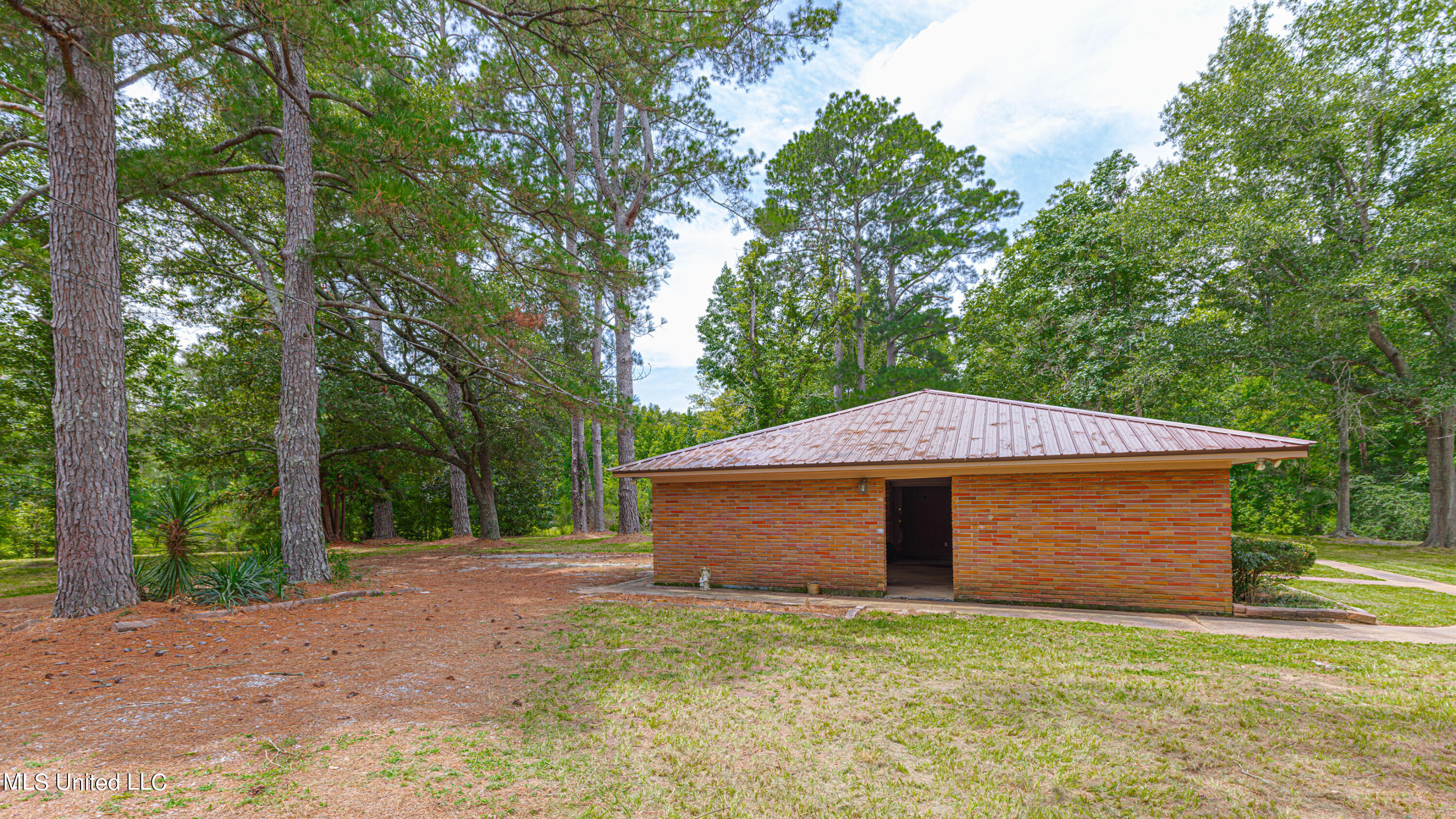 1965 McRaven Road Clinton, MS 39056 - Photo 16 of 28 1R4A1619-Enhanced-NR