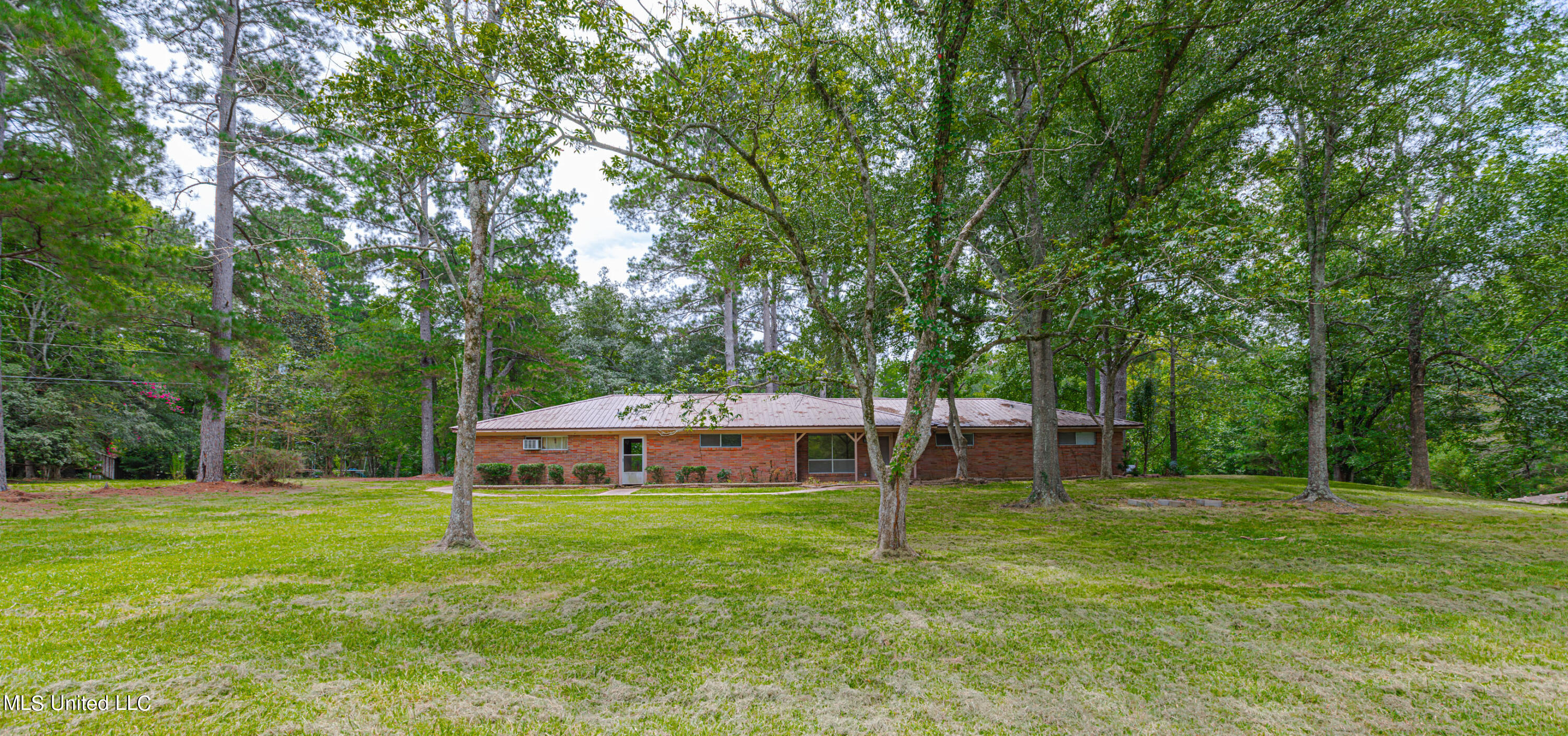 1965 McRaven Road Clinton, MS 39056 - Photo 3 of 28 1R4A1612-Enhanced-NR