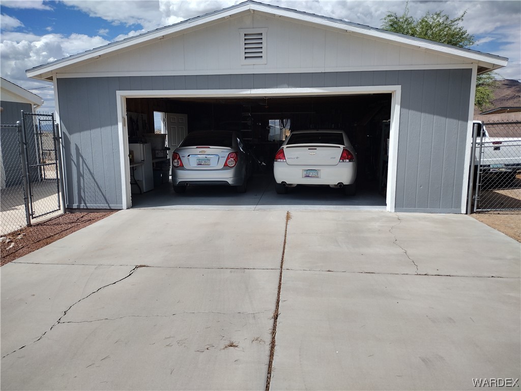 3321 McConnico Road Golden Valley, AZ 86413 - Photo 14 of 61