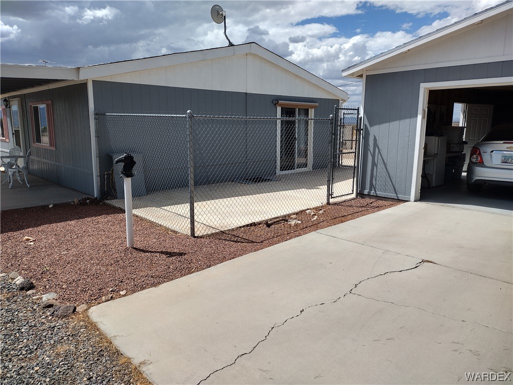 3321 McConnico Road Golden Valley, AZ 86413 - Photo 15 of 61