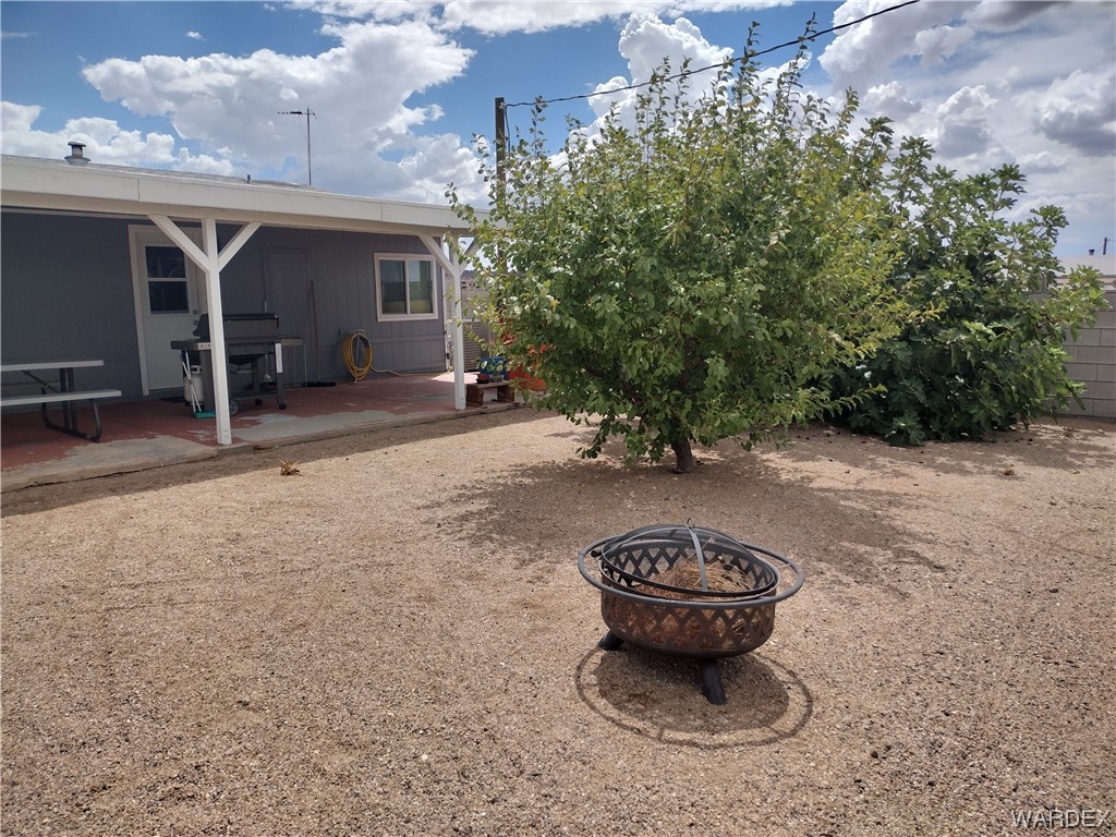 3321 McConnico Road Golden Valley, AZ 86413 - Photo 21 of 61