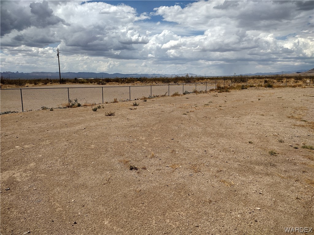 3321 McConnico Road Golden Valley, AZ 86413 - Photo 35 of 61