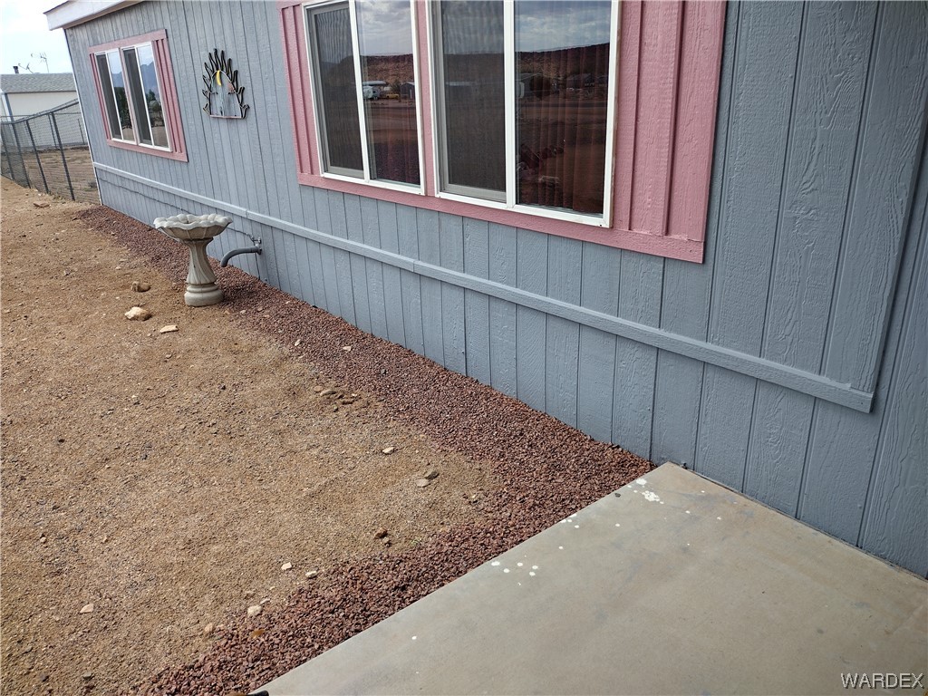 3321 McConnico Road Golden Valley, AZ 86413 - Photo 10 of 61