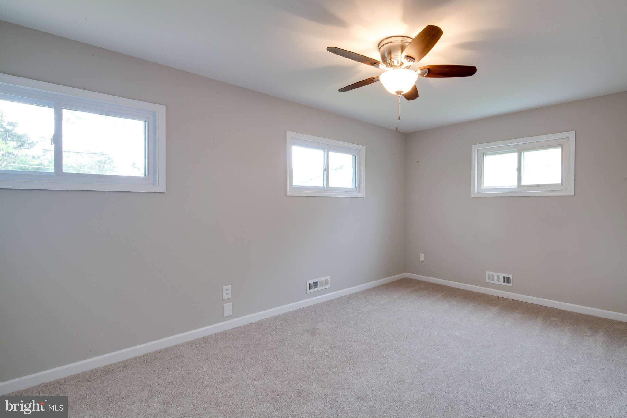 1012 Southridge Road Baltimore, MD 21228 - Photo 21 of 29 Bedroom