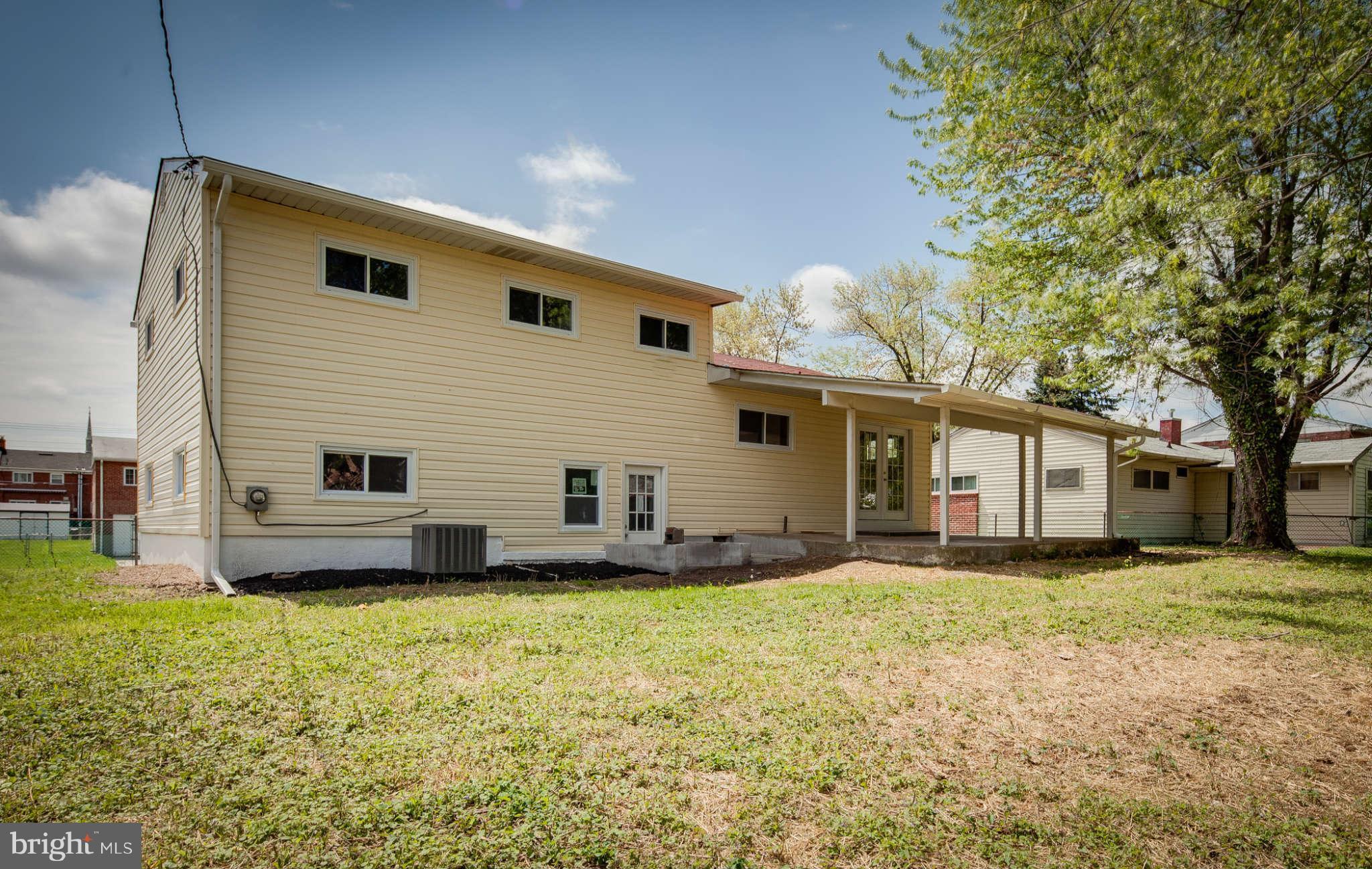 1012 Southridge Road Baltimore, MD 21228 - Photo 27 of 29 Exterior (Rear)