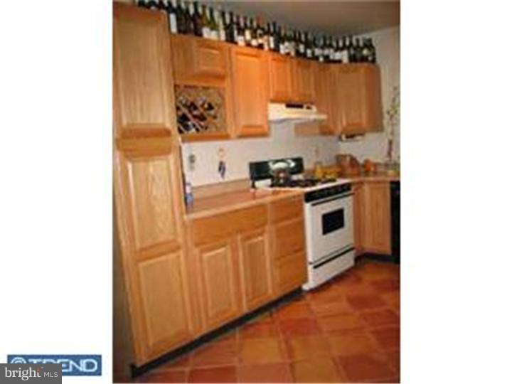 6 Cuthbert Road Cinnaminson, NJ 08077 - Photo 4 of 16 Kitchen