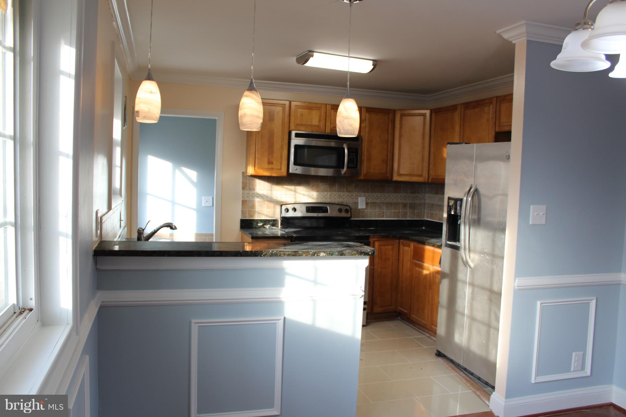 8901 Snow Acres Drive Laurel, MD 20708 - Photo 3 of 45 Gallery Image 3