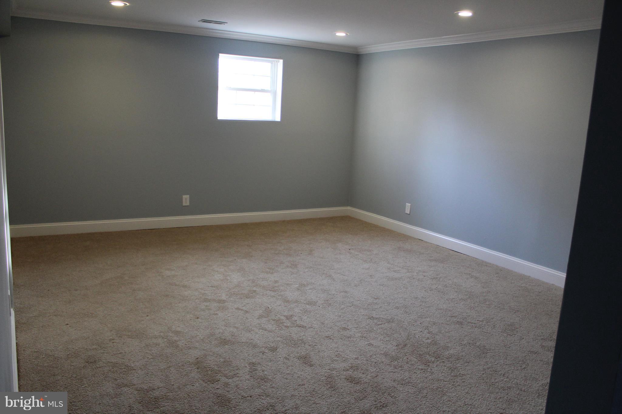 8901 Snow Acres Drive Laurel, MD 20708 - Photo 5 of 45 Gallery Image 5