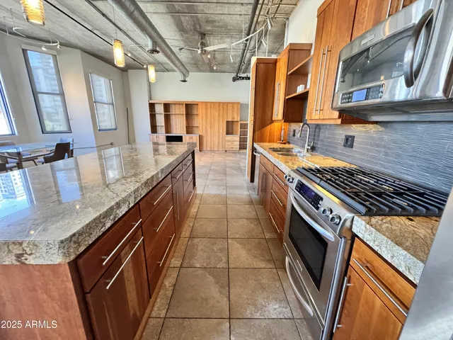 $2,600 | 21 East 6th Street, Unit 306, Tempe, AZ 85281