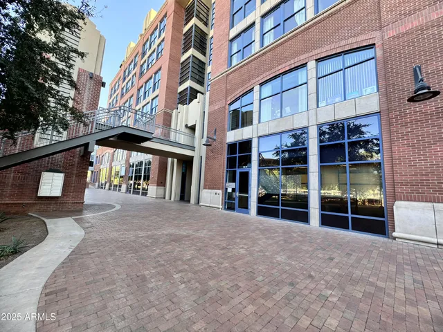 $2,600 | 21 East 6th Street, Unit 306, Tempe, AZ 85281