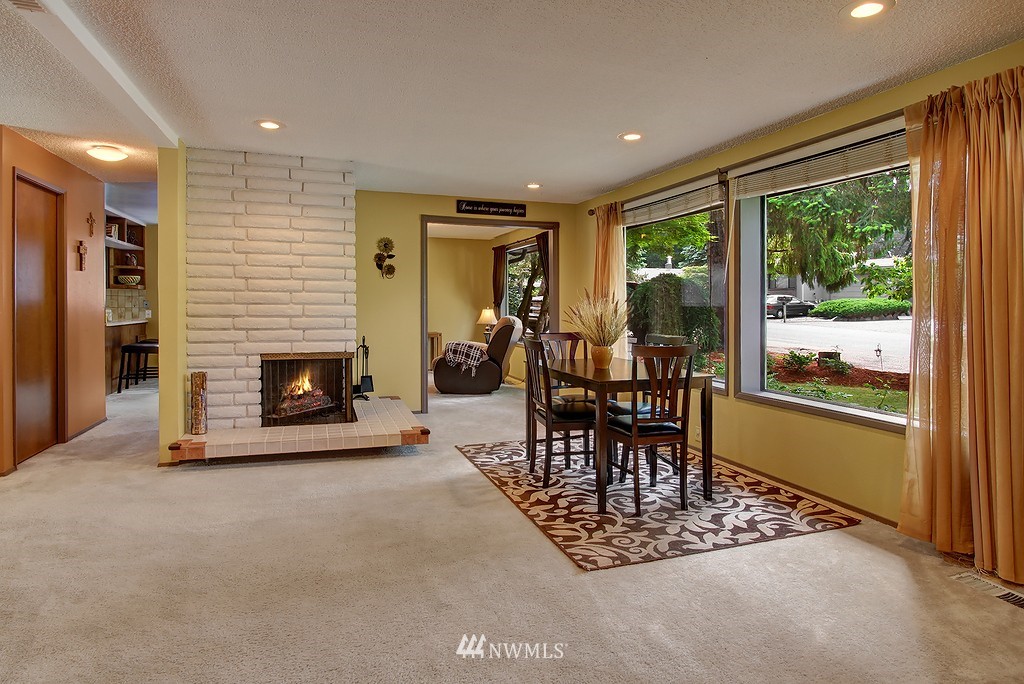 13814 Southeast 141st Street Renton, WA 98059 - Photo 7 of 20 Gallery Image 7