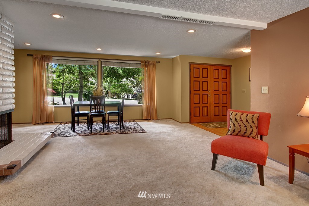 13814 Southeast 141st Street Renton, WA 98059 - Photo 9 of 20 Gallery Image 9