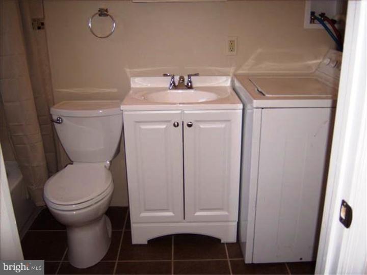 55 Geranium Road Levittown, PA 19057 - Photo 12 of 21 Bathroom