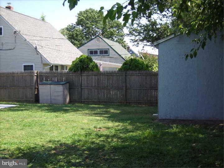 55 Geranium Road Levittown, PA 19057 - Photo 5 of 21 Back Yard