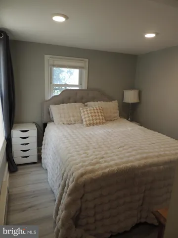 $1,895 | 17 South Walnut Street, Unit B, West Chester, PA 19382