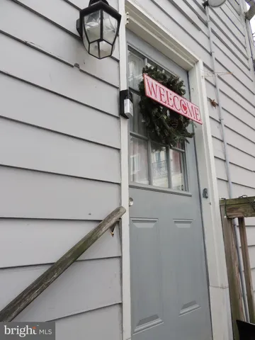 $1,895 | 17 South Walnut Street, Unit B, West Chester, PA 19382