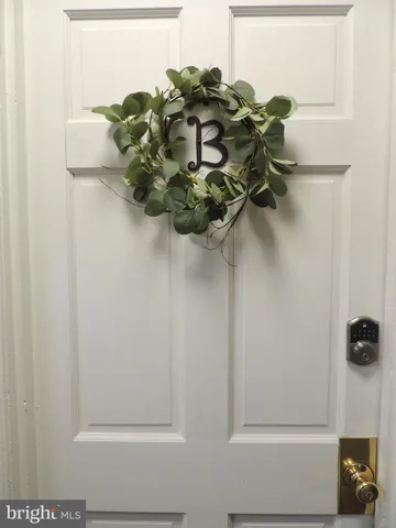 $1,895 | 17 South Walnut Street, Unit B, West Chester, PA 19382