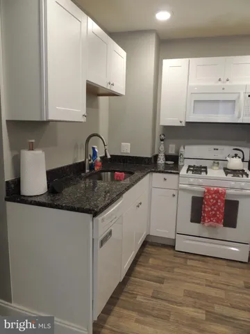 $1,895 | 17 South Walnut Street, Unit B, West Chester, PA 19382