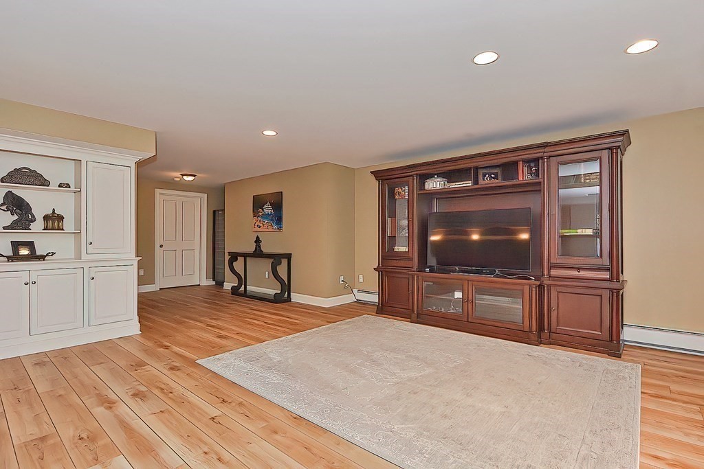 13 Fawn Ridge Road Hopkinton, MA 01748 - Photo 34 of 42 Gallery Image 34