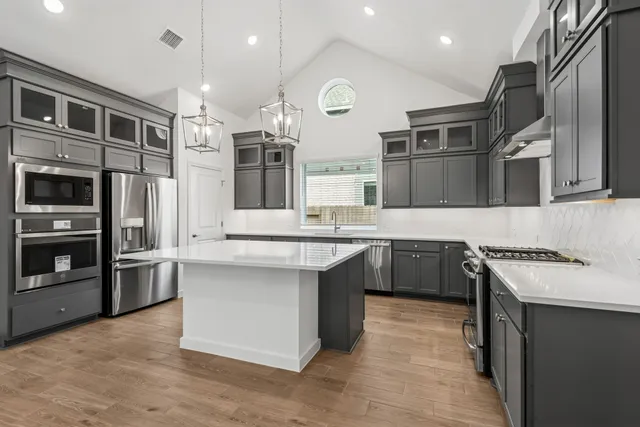 $427,714 | 7915 Palm Glade Drive, Cypress, TX 77433