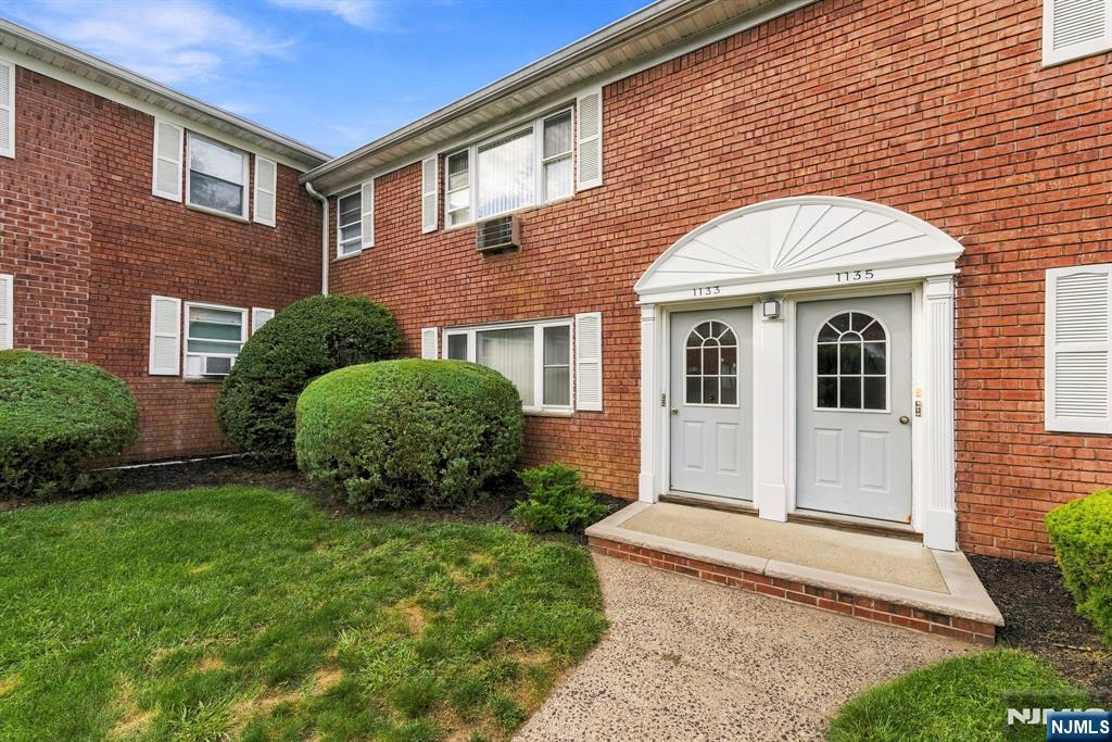 1135 Valley Road, Unit B Wayne, NJ 07470 - Photo 1 of 19 Gallery Image 1