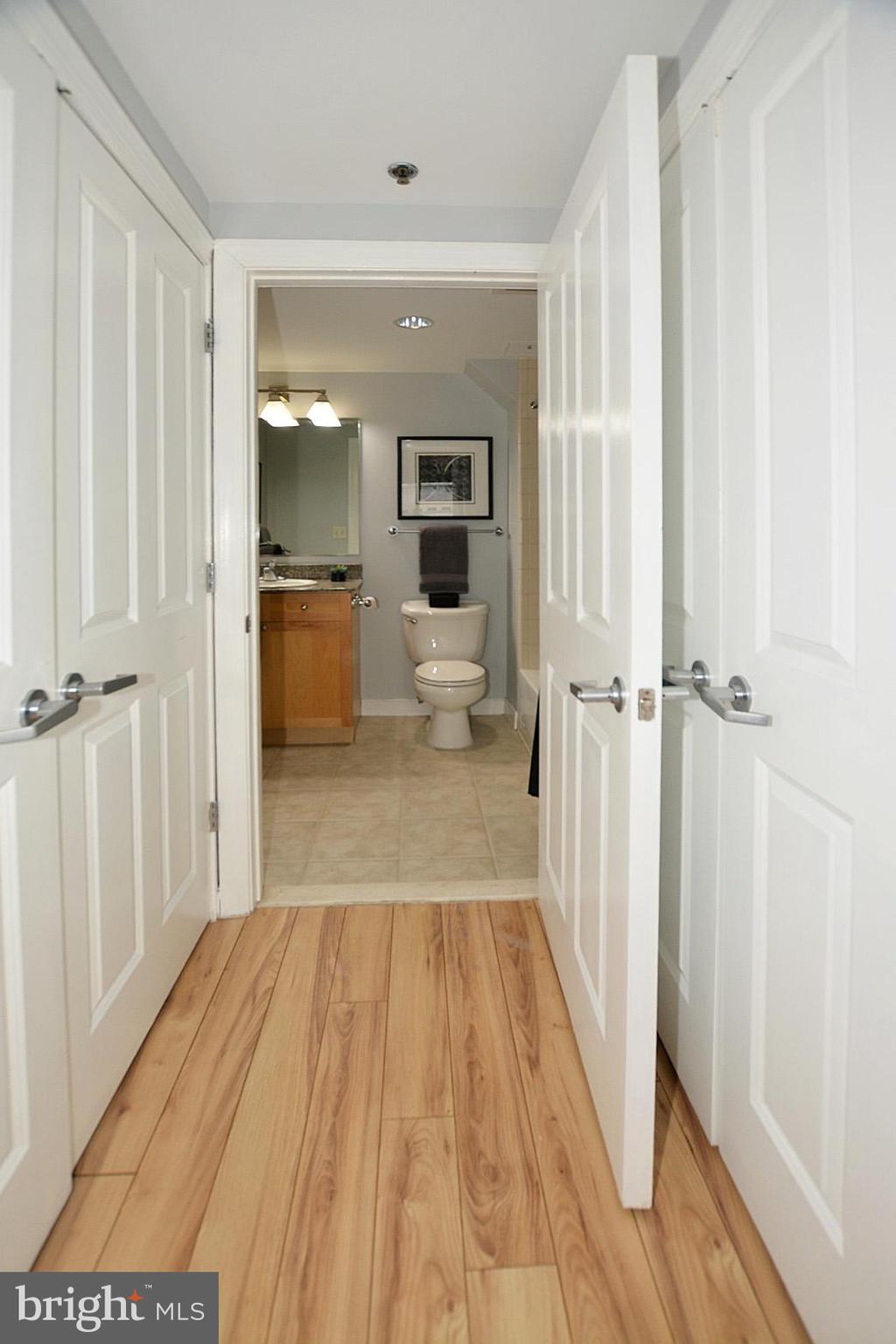 777 7th Street Northwest, Unit 1014 Washington, DC 20001 - Photo 27 of 43