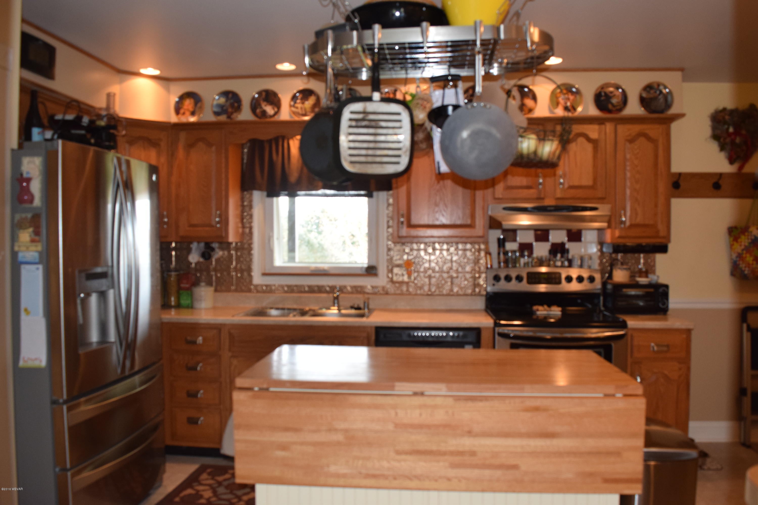 725 Schell Road Turbotville, PA 17772 - Photo 7 of 28 Kitchen