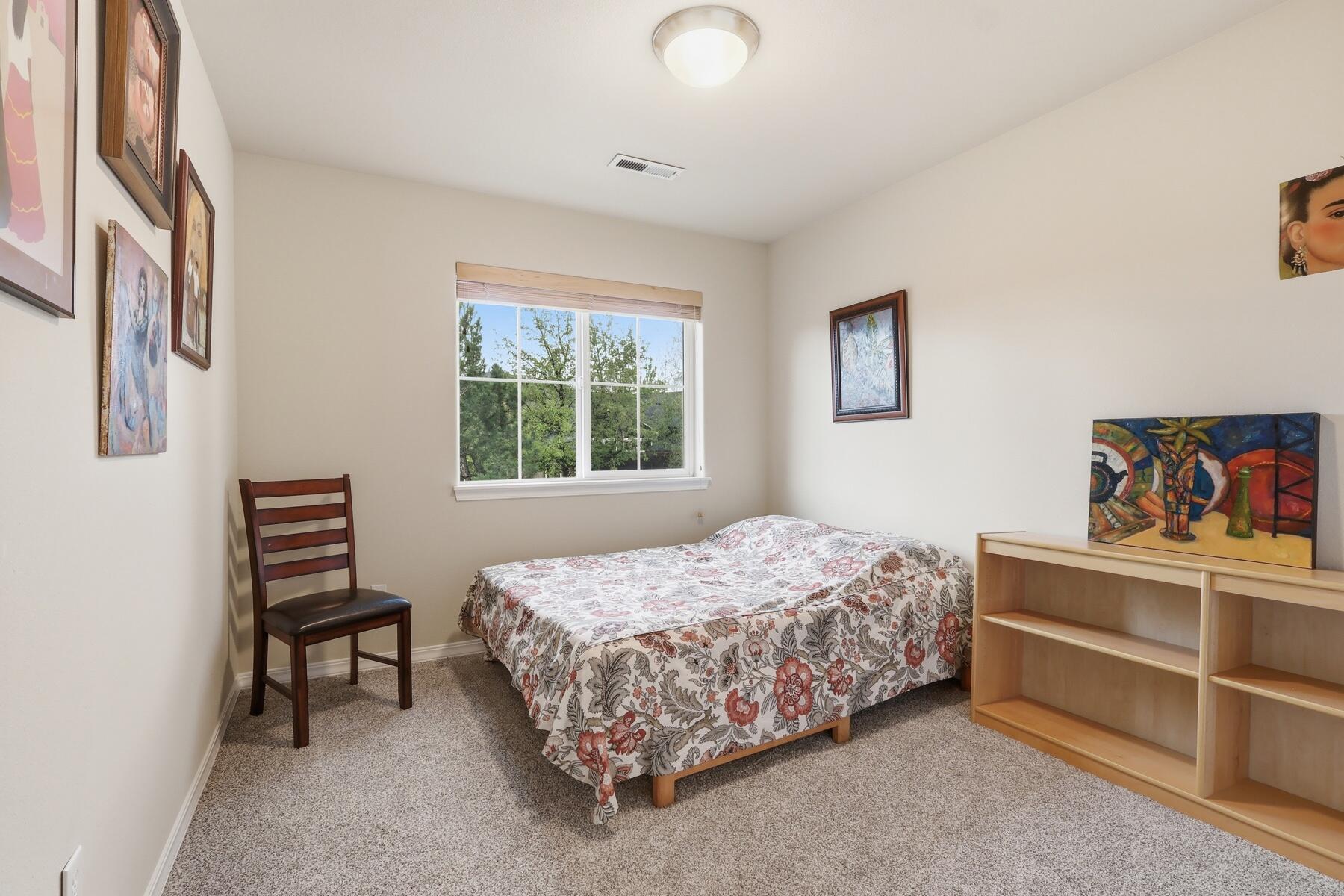61156 Foxglove Loop Bend, OR 97702 - Photo 19 of 44 Upstairs bedroom