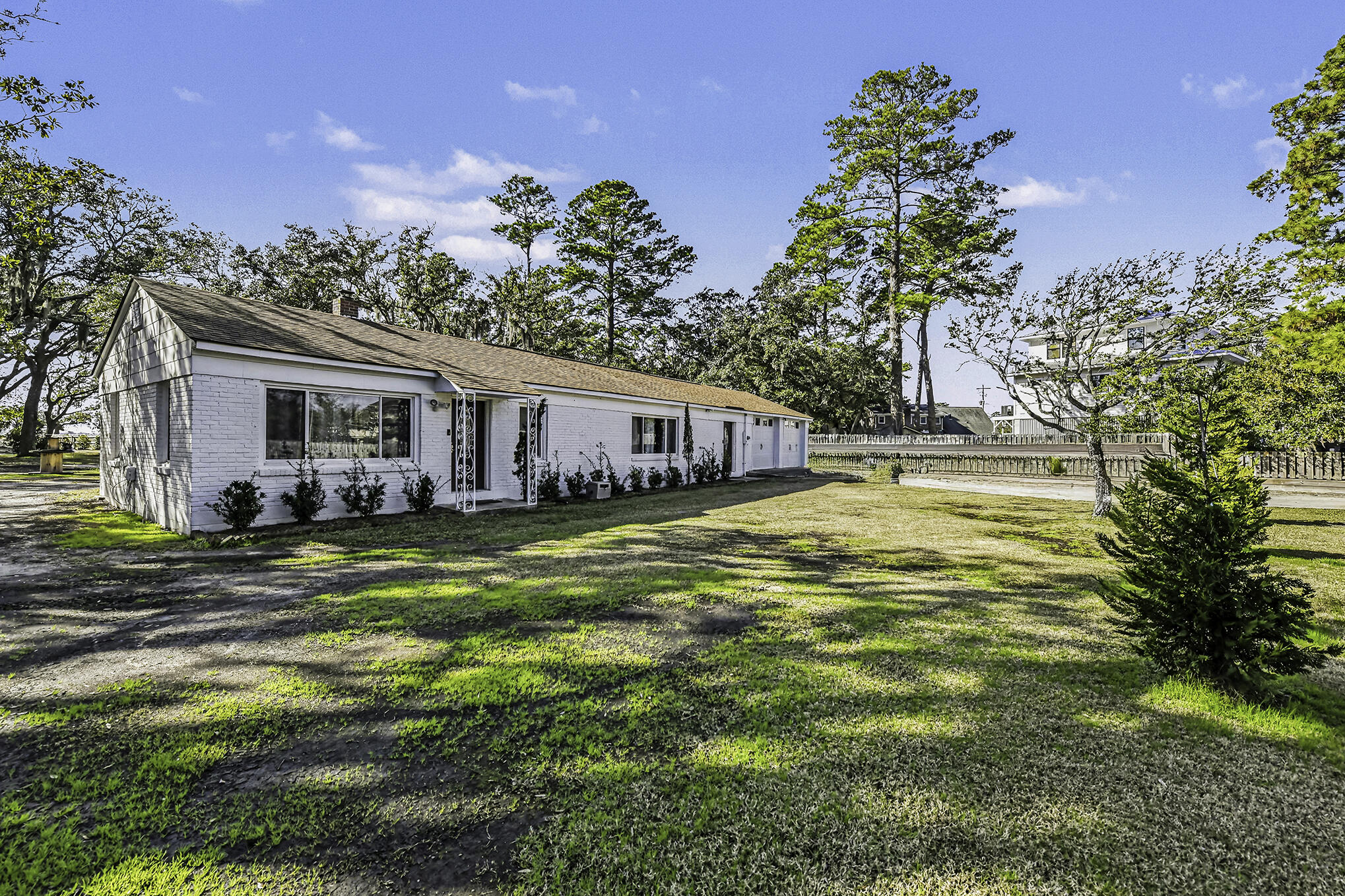 191 Wappoo Road Charleston, SC 29407 - Photo 3 of 48 _DSC8009