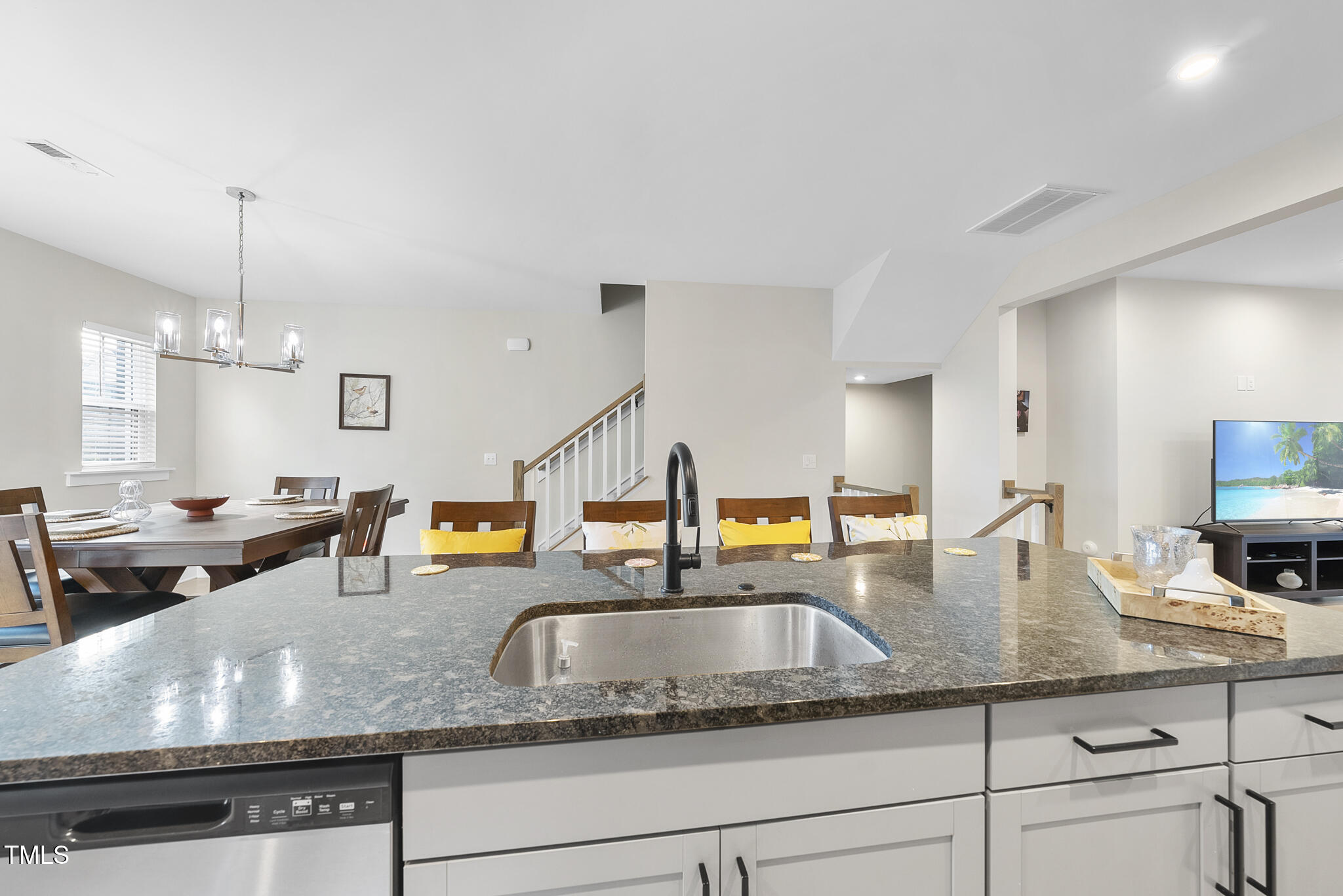904 Waterside View Drive Raleigh, NC 27606 - Photo 14 of 38 13