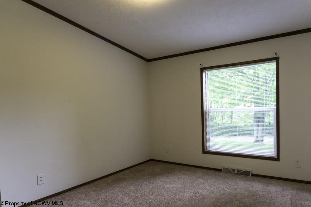 54 Rabish Lane Fairmont, WV 26554 - Photo 9 of 20 Gallery Image 9