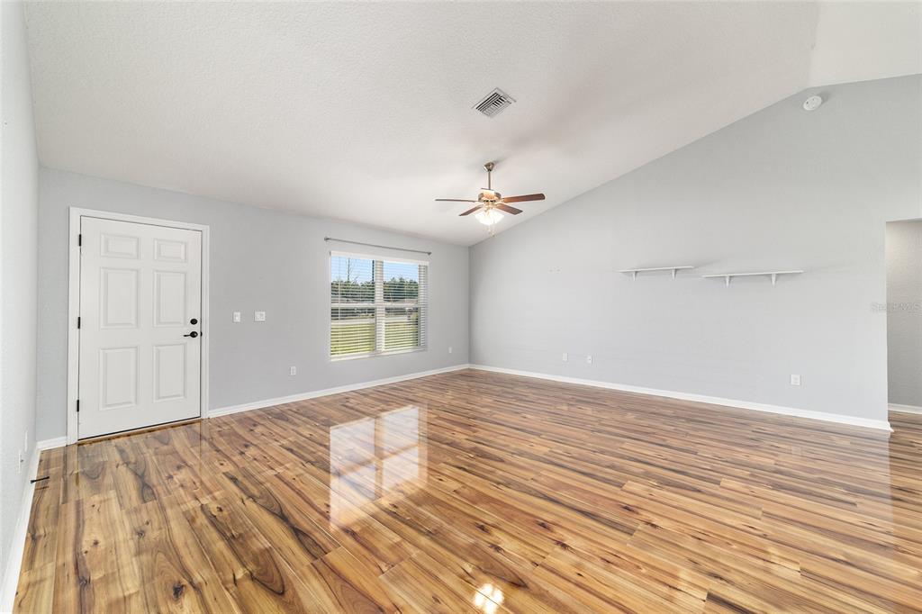 4 Willow Road Ocala, FL 34472 - Photo 4 of 29 Gallery Image 4
