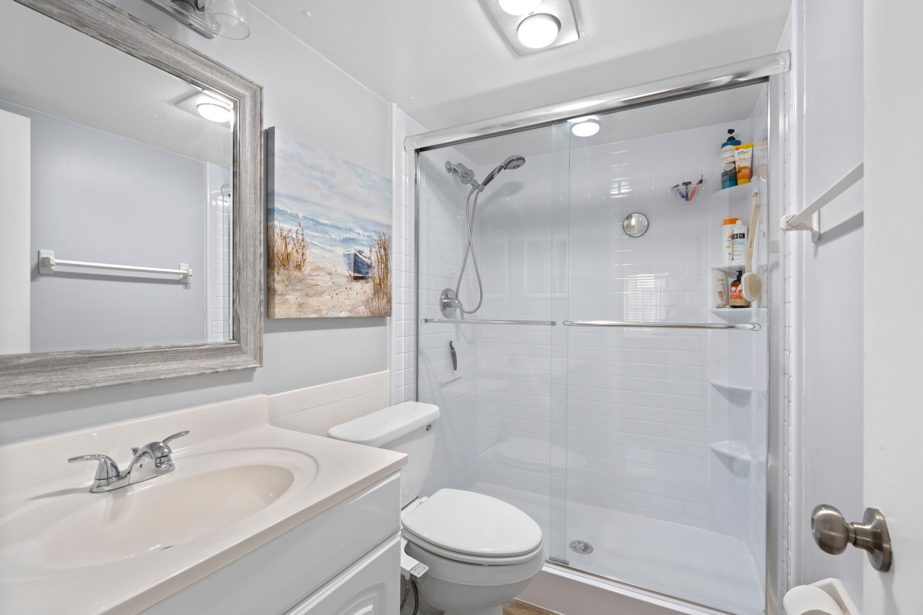 50 Southwest 3rd Avenue, Unit 211 Boca Raton, FL 33432 - Photo 11 of 32 Master Bathroom