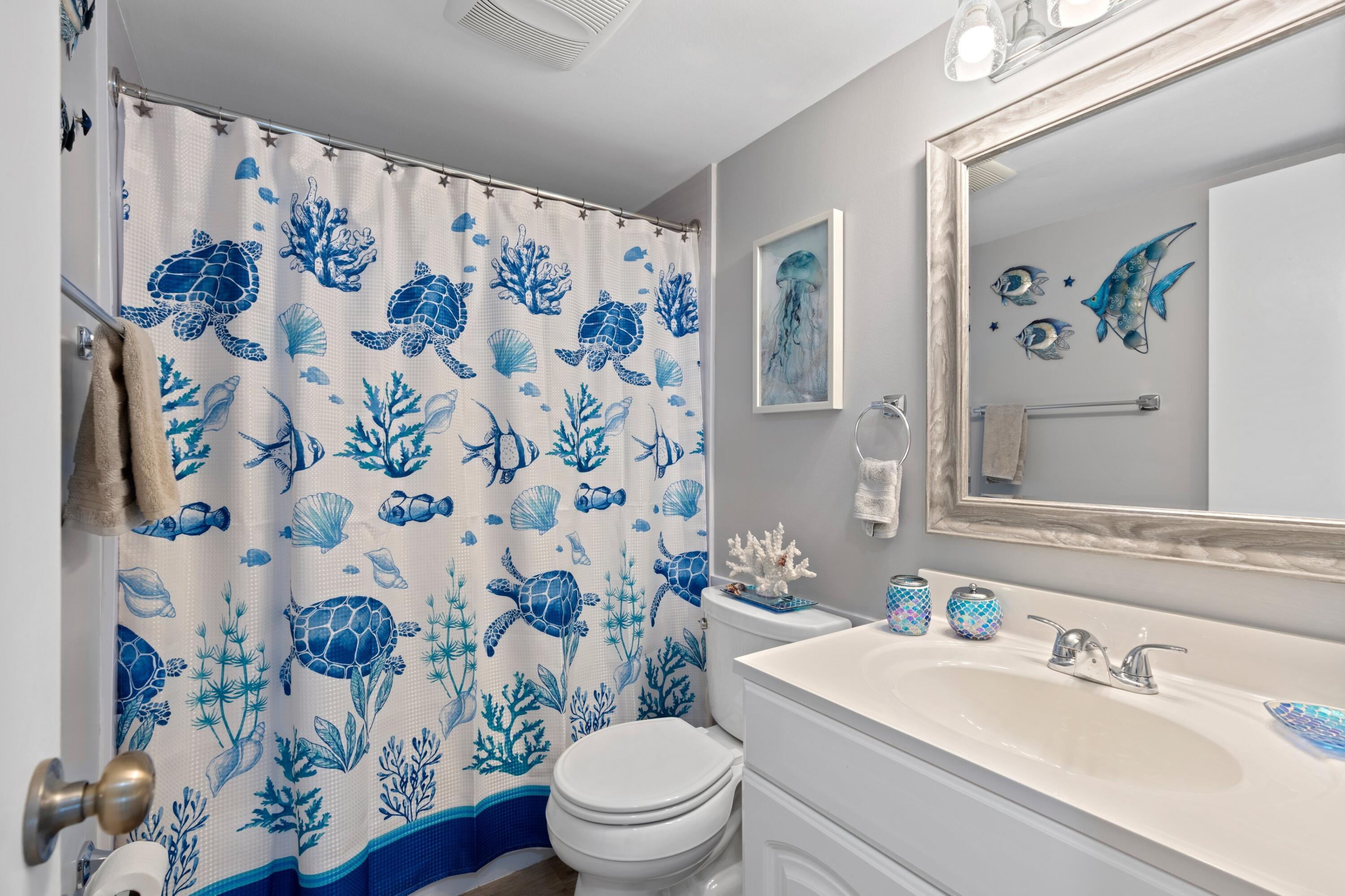 50 Southwest 3rd Avenue, Unit 211 Boca Raton, FL 33432 - Photo 13 of 32 Bathroom #2