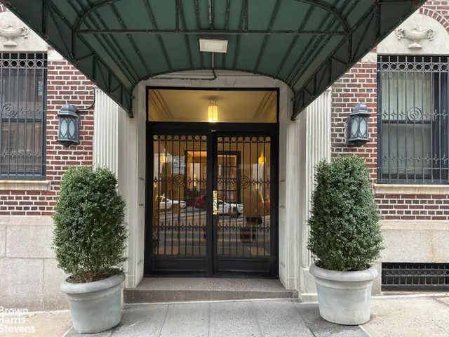 $2,500,000 | 755 West End Avenue, Unit 2A | Upper West Side