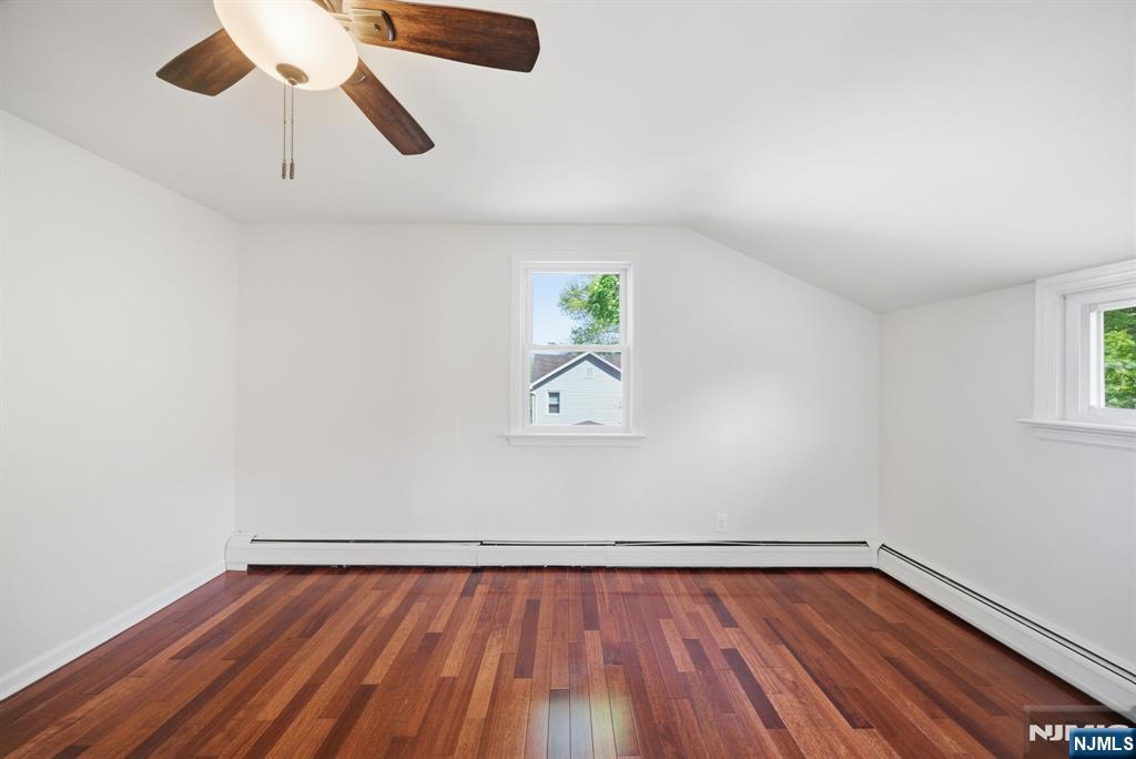 386 Kinderkamack Road Oradell, NJ 07649 - Photo 12 of 18