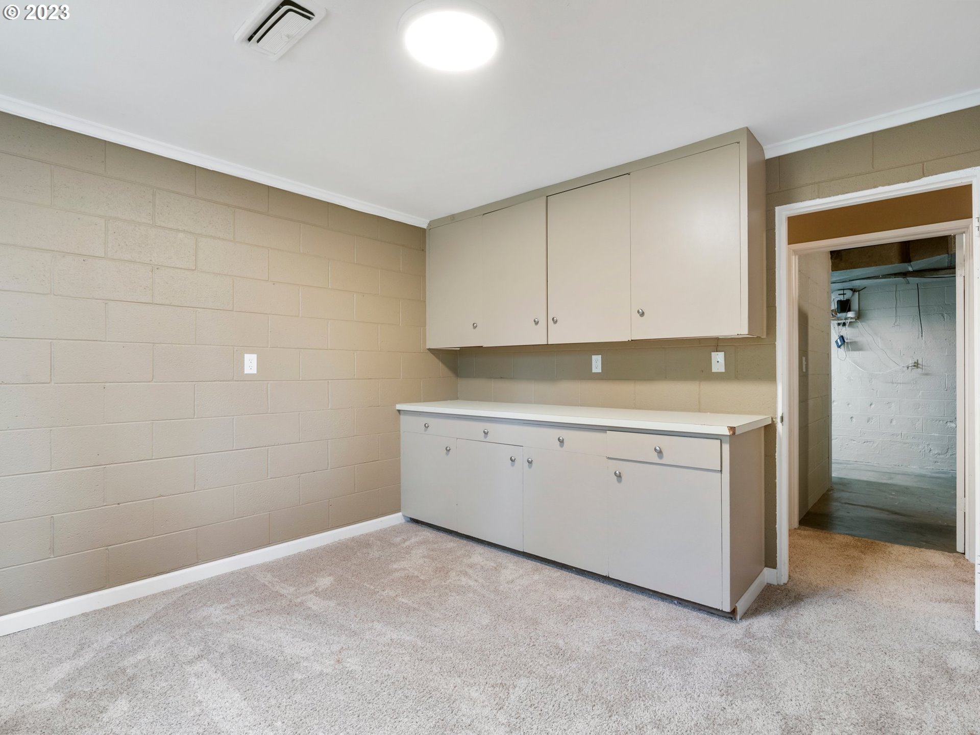 10382 Southwest Ridgeview Lane Portland, OR 97219 - Photo 32 of 46 Bonus Room