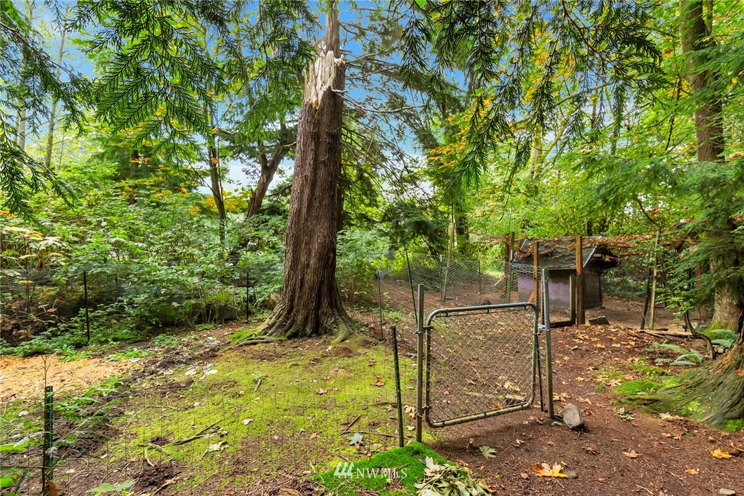 12414 Chain Lake Road Snohomish, WA 98290 - Photo 17 of 18
